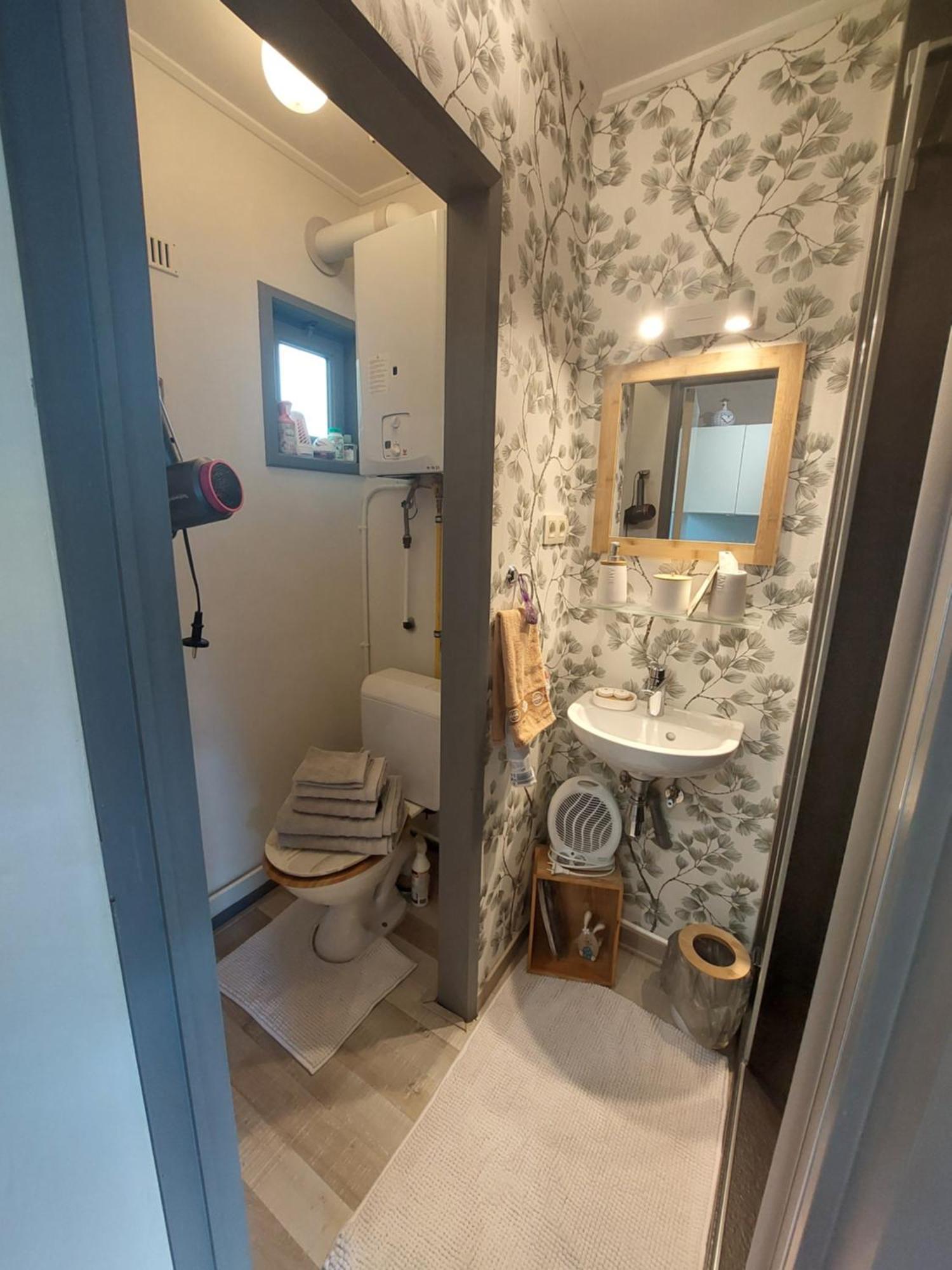 Le Petit Chalet - Bungalow Waulsort Extérieur photo
