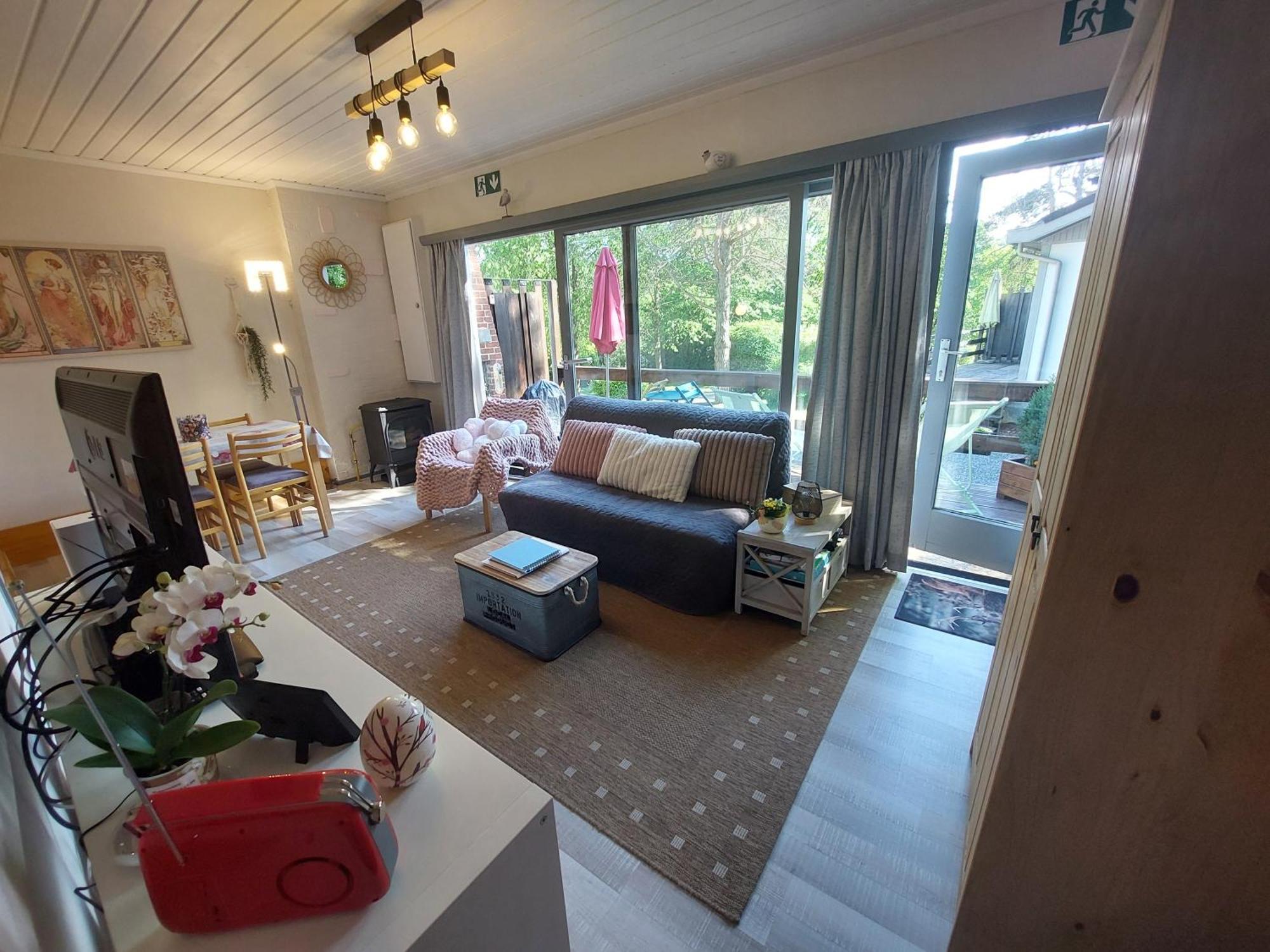 Le Petit Chalet - Bungalow Waulsort Extérieur photo